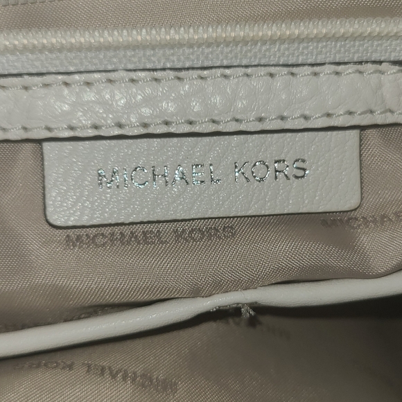 Handbag - Picture 3 of 5